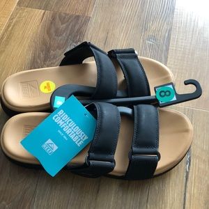 Reef slip on sandals Womens SZ 8 NWT